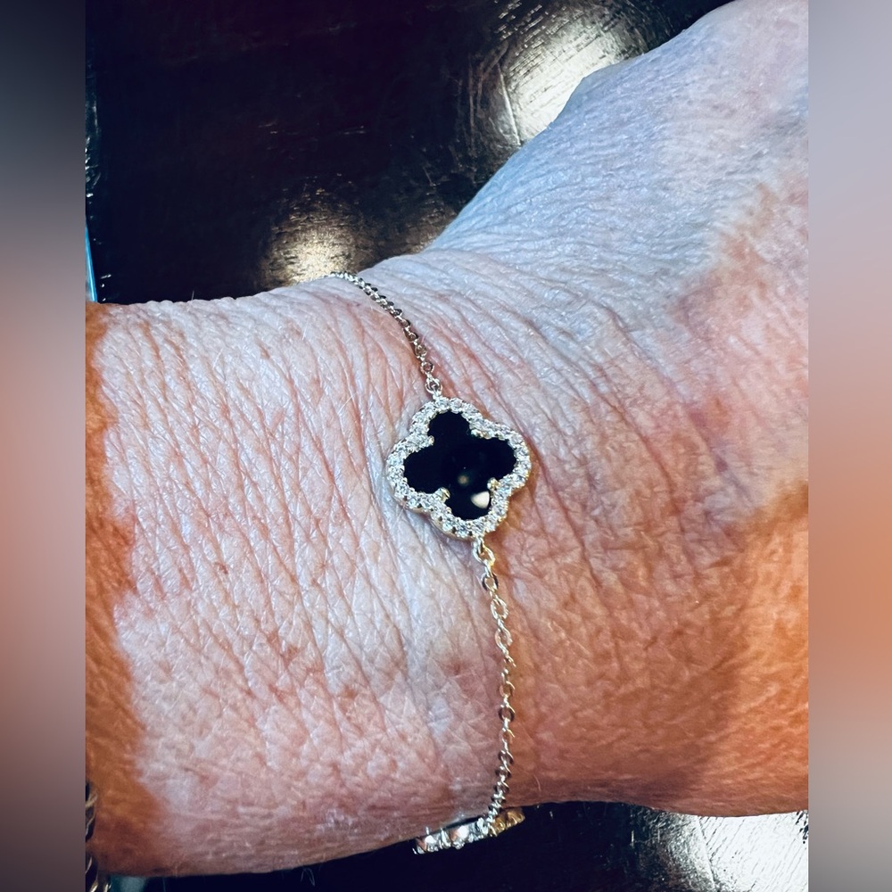 Rachel Zoe Black and Gold Clover Bracelet - Picture 6 of 7